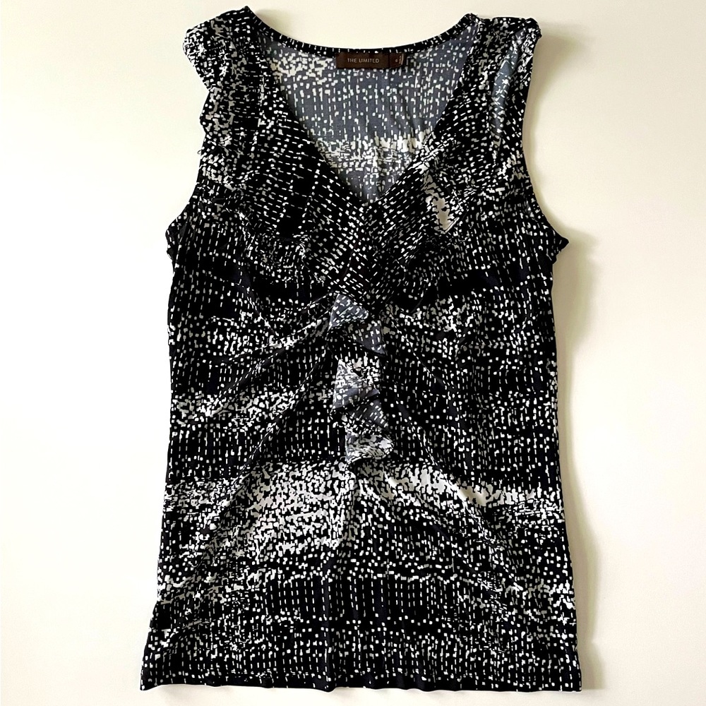The Limited Sleeveless Top Size Small